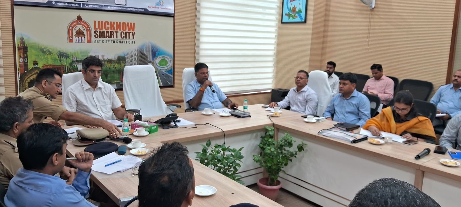 Photo of उ0प्र0 पुलिस में आरक्षी नागरिक पुलिस की भर्ती परीक्षा के मद्देनजर जिलाधिकारी व संयुक्त पुलिस के साथ कि गई बैठक