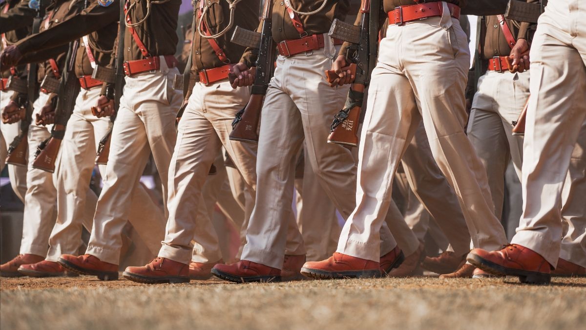 Photo of उत्तर प्रदेश में सिपाही भर्ती की दौड़ 10 फरवरी से, अभ्यर्थियों की होगी दोहरी चेकिंग