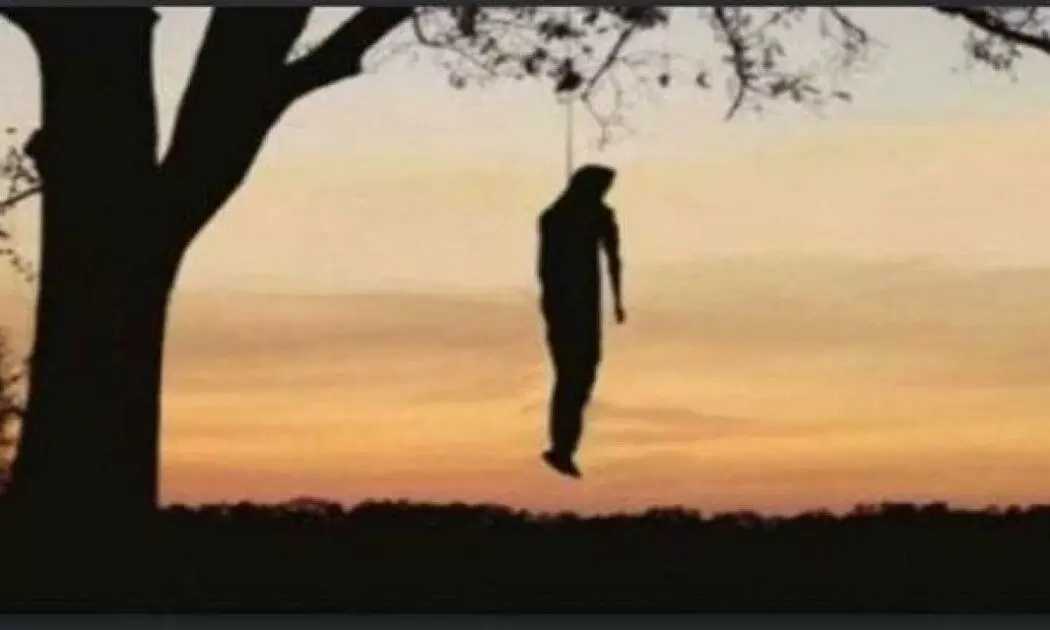 Photo of लखनऊ: प्रॉपर्टी डीलर की संदिग्ध हालात में मौत, परिजनों ने जताई हत्या की आशंका