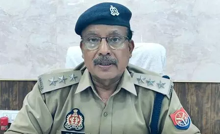 Photo of बहराइच: प्रेमिका से मिलने पहुंचा युवक, पकड़े जाने पर बांधकर पीटा गया, वीडियो वायरल