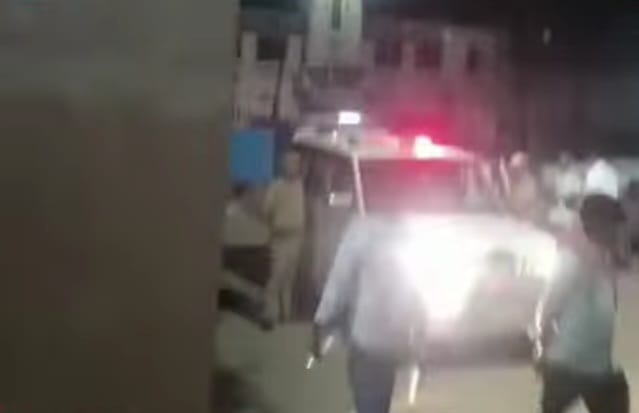 Photo of देवरिया में ताबड़तोड़ फायरिंग,दहशत का माहौल