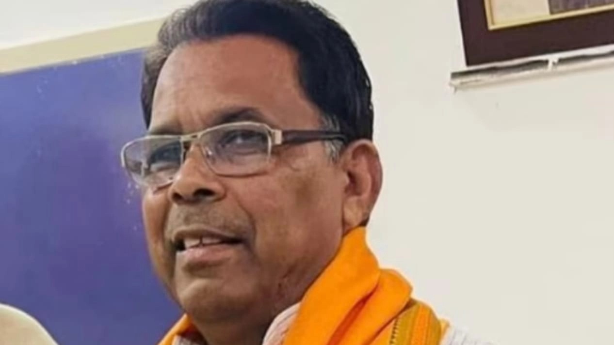 Photo of डॉ. शकुंतला मिश्रा राष्ट्रीय पुनर्वास विश्वविद्यालय, लखनऊ की छात्राएँ है स्वाति और कनक सिंह