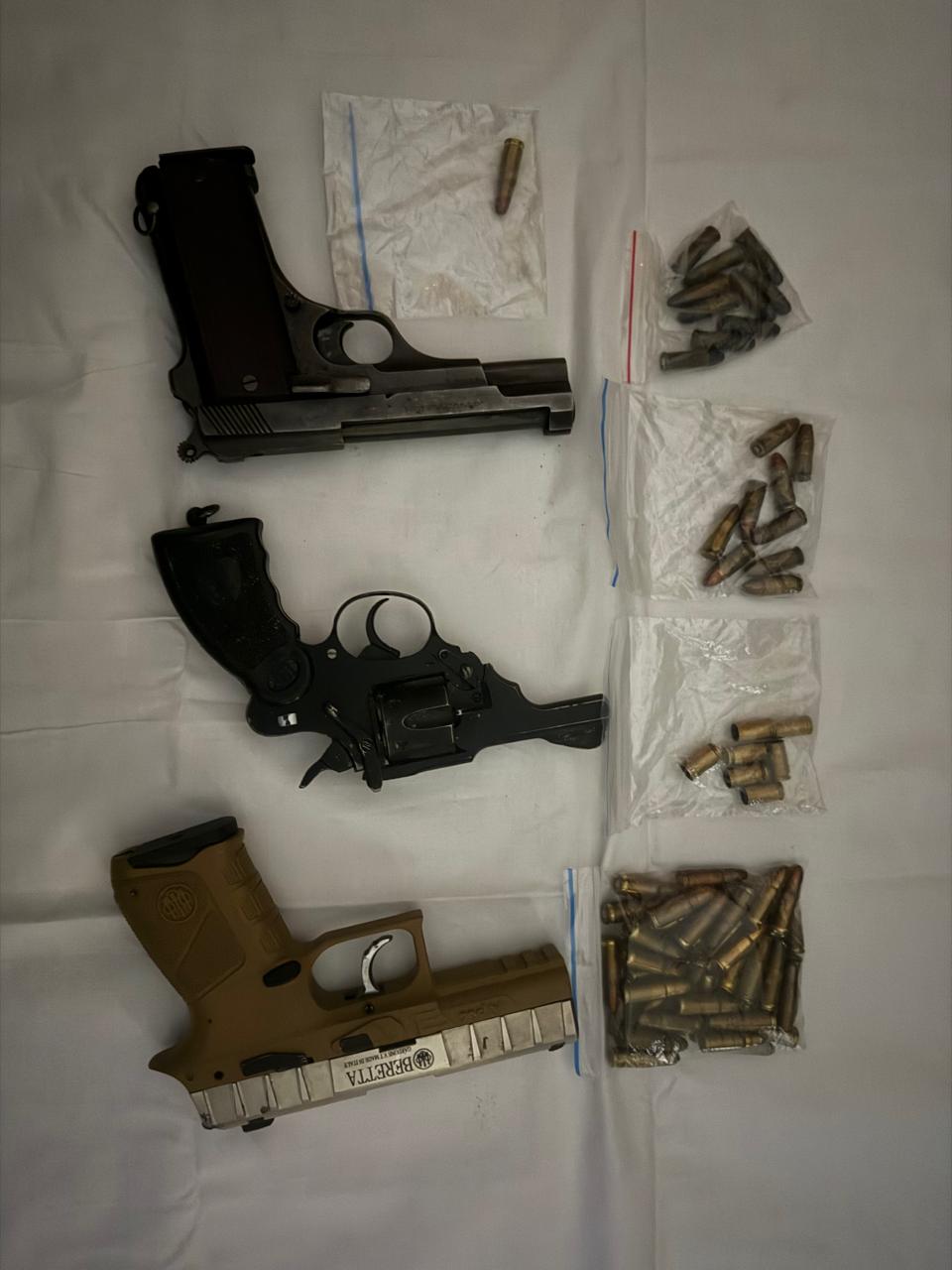 Photo of मेरठ एसटीएफ ने मुठभेड़ में ढेर किया कुख्यात शूटर शाहरुख पठान