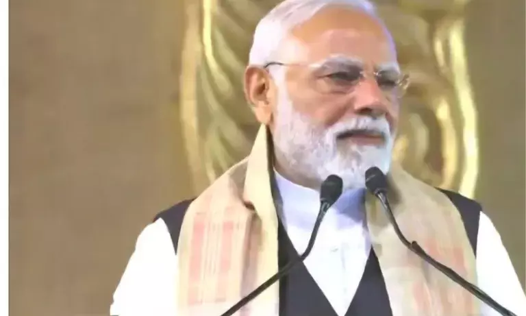बिहार चुनाव 2025: बेरोजगारी, प्रवास और मतदाता सूची विवाद ने गर्माया राजनीतिक माहौल