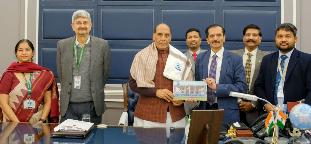 Photo of आरडीओ और आरआरयू ने एमओयू कर रक्षा एवं आंतरिक सुरक्षा अनुसंधान, शिक्षा, प्रशिक्षण और प्रौद्योगिकी में सहयोग को बढ़ावा