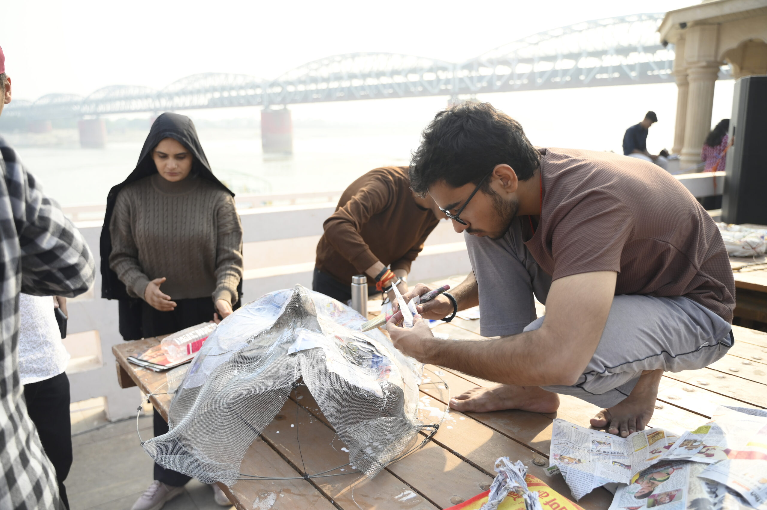 Photo of नमो घाट पर इंस्टॉलेशन आर्ट प्रतियोगिता में दिखा काशी–तमिल संस्कृति का संगम