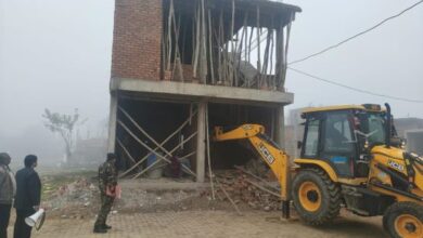 Photo of अवैध प्लाटिंग पर बड़ा एक्शन: कानपुर में 11 बीघा क्षेत्रफल में ध्वस्तीकरण