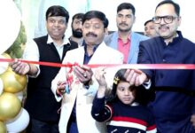 Photo of लखनऊ में लग्जरी इपॉक्सी फर्निचर ब्रांड ‘लग्जरवुड’ का पहला शोरूम लॉन्च, मंत्री नंद गोपाल गुप्ता नंदी ने किया उद्घाटन