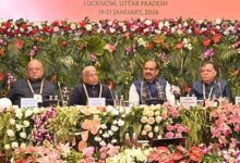 Photo of विधायी संस्थाओं के कार्यप्रणाली में गुणवत्ता के मानक स्थापित करने पर पुनः लोक सभा अध्यक्ष ओम बिरला ने ज़ोर दिया