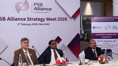 Photo of डिजिटल लॉन्च के दावे, लेकिन बैंकिंग सुधारों पर सवाल