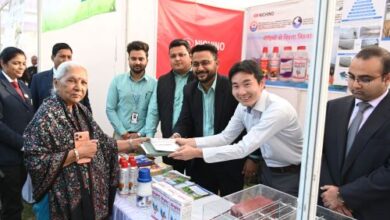 Photo of राज्यपाल आनंदीबेन पटेल ने 57वीं पुष्प, फल एवं शाक-भाजी प्रदर्शनी का किया निरीक्षण