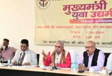 Photo of युवा योजना पर बैंक फेल, मंत्री सख्त