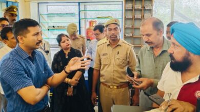 Photo of रोज 700–800 बुकिंग, फिर भी उपभोक्ताओं को इंतजार क्यों ?