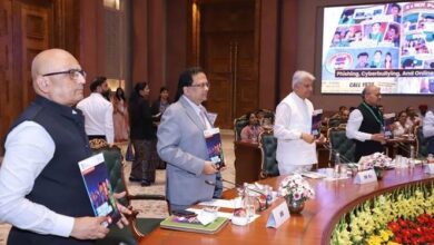 Photo of डिजिटल दुनिया में महिलाएं और बच्चे असुरक्षित? सरकार ने माना खतरा