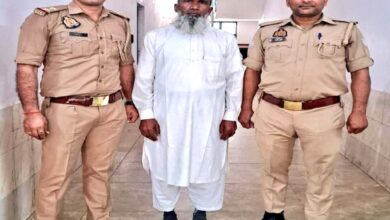 Photo of ‘सुल्तान’ के भेष में ‘नरेश’ का खेल खत्म—लेकिन सवाल सिस्टम पर