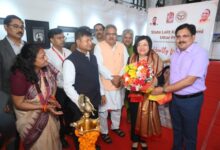 Photo of स्थानीय कलाकारों को मिला ग्लोबल प्लेटफॉर्म: प्रदर्शनी ने खोले नए अवसर