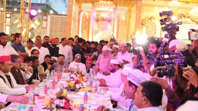 Photo of त्योहार जोड़ते हैं दिल, यही भारत की पहचान- SP chief