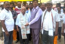 Photo of बख्शी का तालाब में एमएलसी पवन सिंह चौहान का भव्य स्वागत, व्यापारियों ने विकास कार्यों पर जताया आभार”