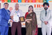 Photo of अंतरराष्ट्रीय सम्मेलन में लखनऊ के प्रोफेसर का जलवा, “बेस्ट टीचर 2026” से सम्मानित