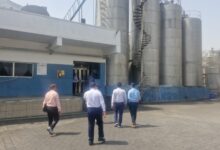 Photo of दूध में मिलावट का बड़ा खेल उजागर—छापेमारी में करोड़ों का माल जब्त