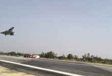 Photo of पूर्वांचल एक्सप्रेसवे बना एयरस्ट्रिप, सुल्तानपुर में IAF की ताकत का प्रदर्शन