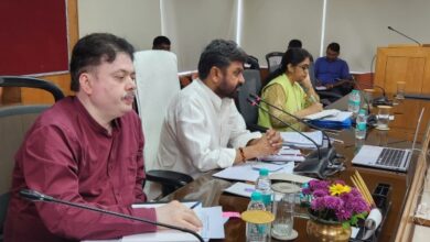 Photo of अस्पतालों में दवाओं की कमी पर आयुष मंत्री नाराज़