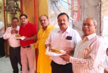 Photo of जेष्ठ और पुरुषोत्तम मास में उमड़ी श्रद्धा: आंदनी माता मंदिर चौक पर लगा विशाल भंडारा
