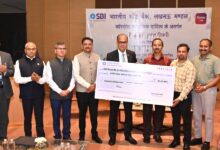 Photo of एसबीआई ने लेप्रोसी मिशन को दी 40.69 लाख की सहायता