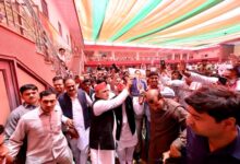 Photo of “2017 से पहले खुद सीएम की कोई पहचान नहीं थी”; अखिलेश का योगी आदित्यनाथ पर सीधा और करारा पलटवार!