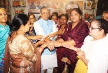 Photo of सर्वोच्च न्यायालय के बहाने अपनों को ही तबाह कर रही अफसरशाही; न मिला पुनर्वास, न मुआवजा, भुखमरी की कगार पर पहुंचे व्यापारी