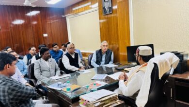 Photo of तेल माफिया और कंपनियों पर मंत्री का चाबुक
