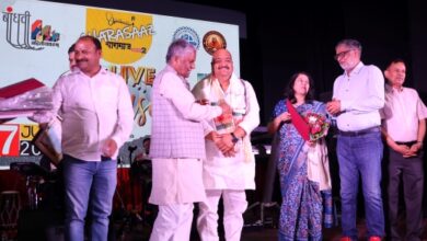 Photo of दृष्टिबाधित स्वरा के सुरों ने दर्शकों को किया भावविभोर