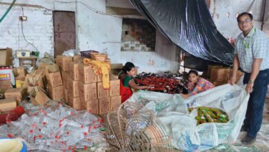 Photo of खाद्य माफियाओं पर योगी सरकार का वज्रपात: नकली सॉस और मिलावटी उत्पादों के खिलाफ प्रदेशव्यापी महाअभियान