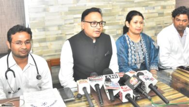 Photo of चिकित्सा क्षेत्र में उत्तर प्रदेश का नया इतिहास: मात्र 480 ग्राम की ‘नैनो प्रीमी’ बच्ची ने जीती 84 दिनों की जंग