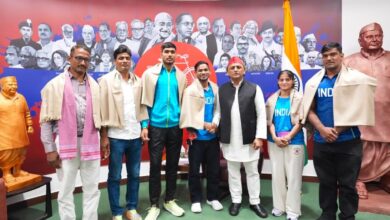 Photo of अखिलेश यादव ने पदक विजेता खिलाड़ियों को किया सम्मानित, बोले—खेल प्रतिभाओं को मिलेगा पूरा सम्मान