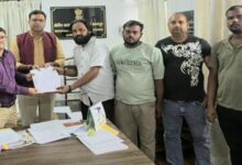 Photo of कानपुर आयुध कारखाने के 423 संविदा श्रमिकों को बड़ी राहत