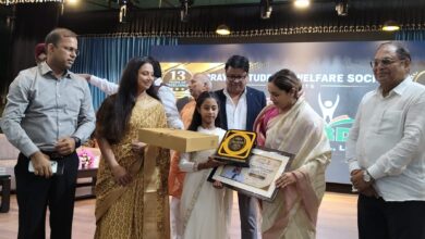 Photo of 8 लाख प्रतिभागियों को पछाड़कर चमकी मैनपुरी की आराध्या शाह