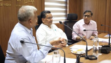 Photo of सुस्त रफ्तार पर भड़के मंत्री: 1 ट्रिलियन डॉलर के सपने पर डेलॉयट की लापरवाही का साया